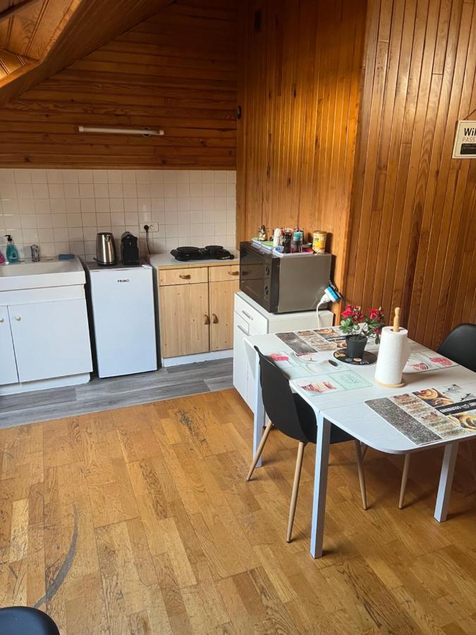 Studio En Plein Coeur Tulle Apartment Bagian luar foto